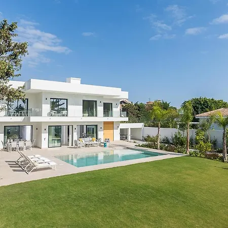 Homeclub Con Piscina Privada En Guadalmar